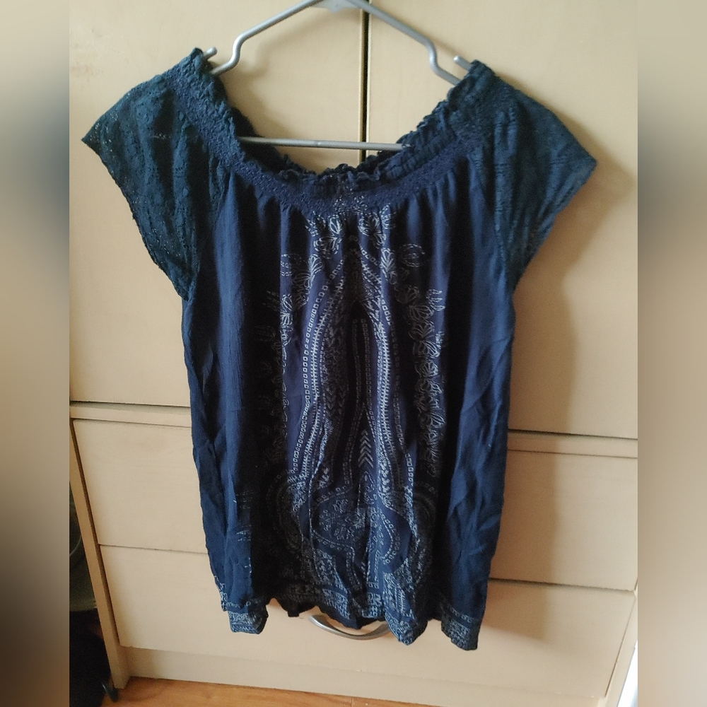 Boho Style Flared Top - Picture 4 of 8
